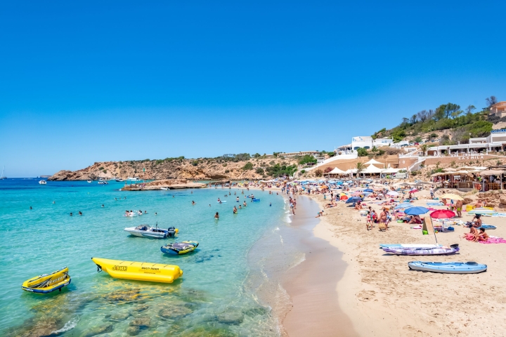 239742-ibz_cala_tarida_bch_watersports_0117_02-scaled.jpeg